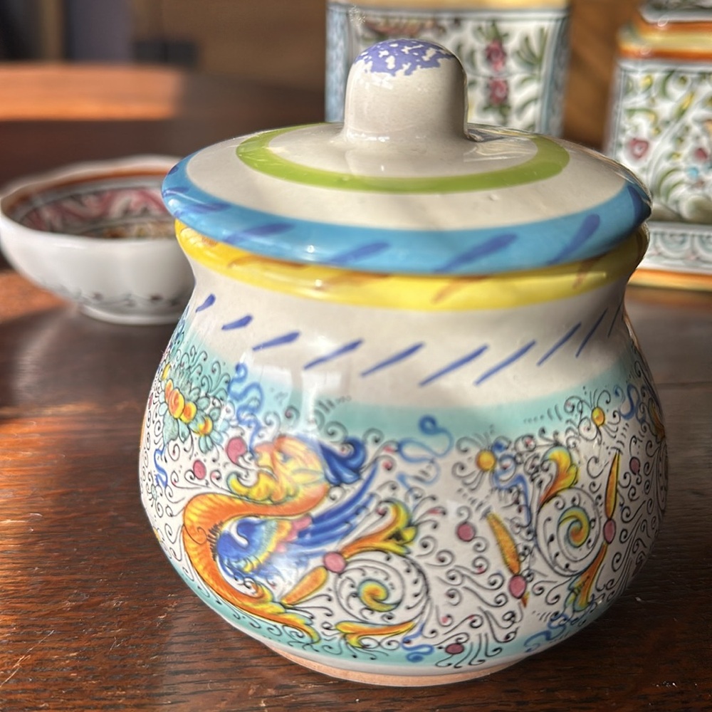 🇮🇹Meridiana Ceramiche hand painted pottery from Italy. Colorful dish with lid - Picture 4 of 16